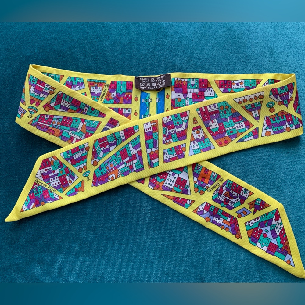 Authentic Hermès rive droite rive gauche twilly